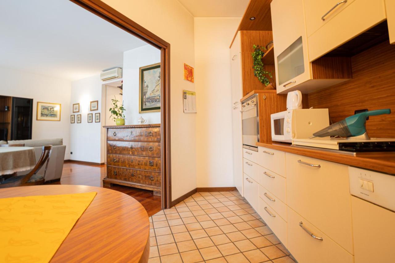Flower Apartment - Royal Welcome Verona Exterior foto